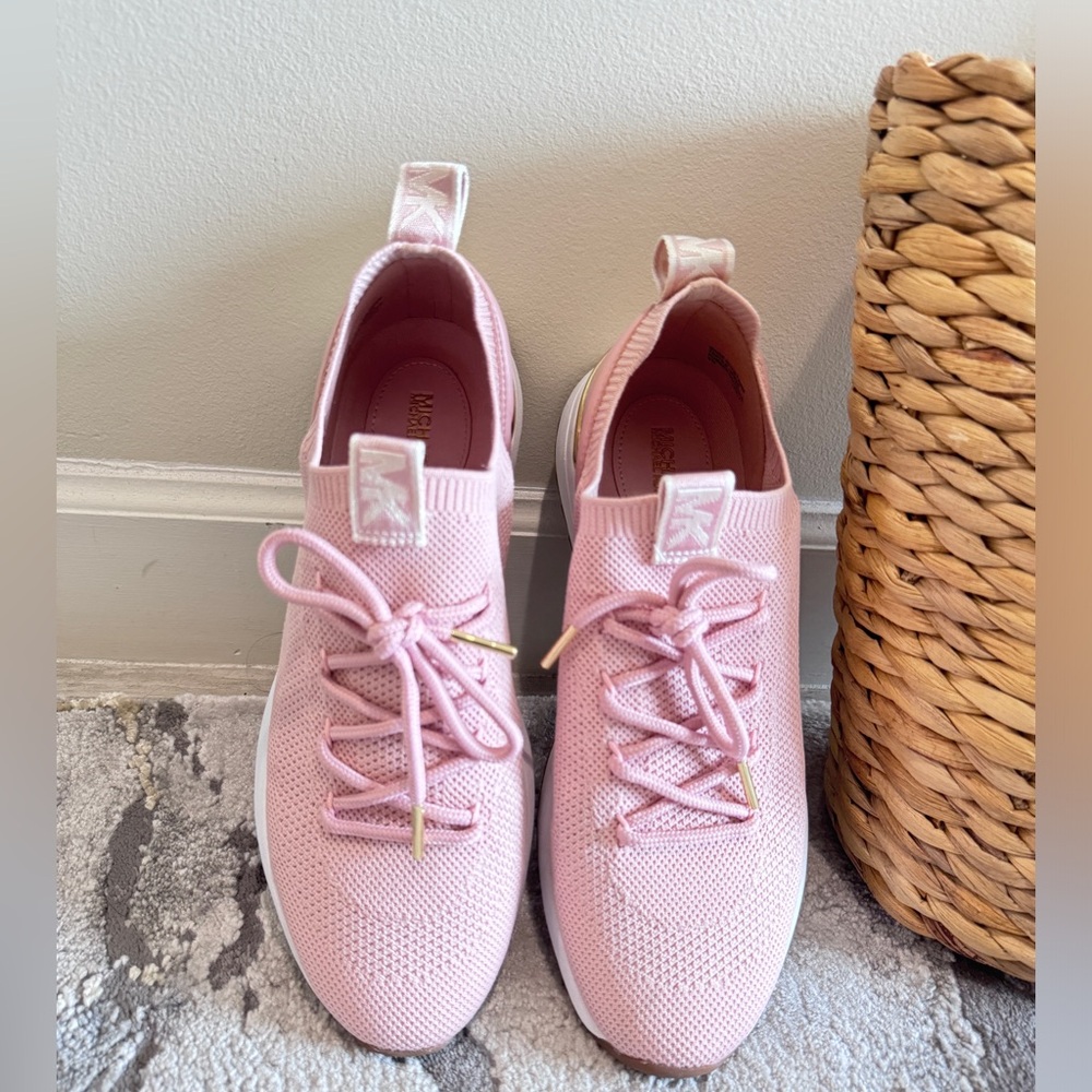 Michael Kors shoes EUC